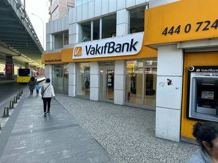 Emekli promosyonu için bankalar yarışa geçti: En yüksek hangi bankada? O banka 31 bin TL'ye yaklaştı! 11